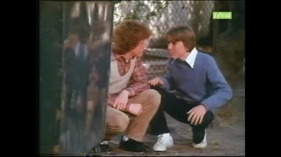 Huit ça suffit (1977) French S2E21 Le fiancé.