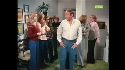 Huit ça suffit (1977) French S2E23 Le voyage.