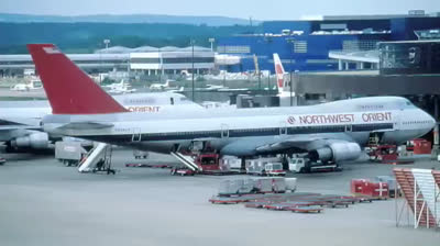 BLUE SANDALWOOD SOAP (1967) - NORTHWEST ORIENT AIRLINES