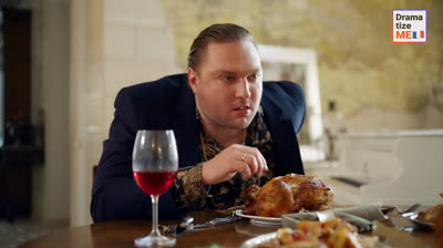 DINER AVEC UN MONSTRE